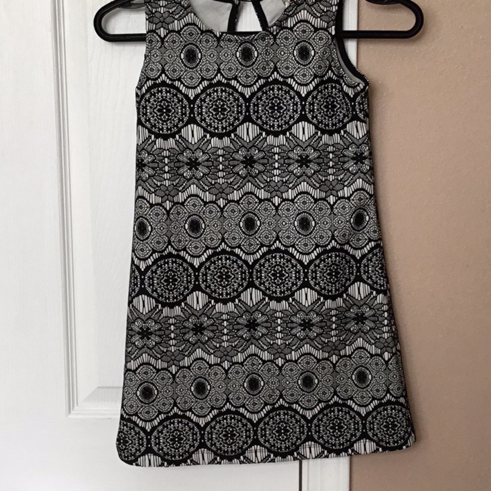 NWOT Girls sz 7 Black and white dress